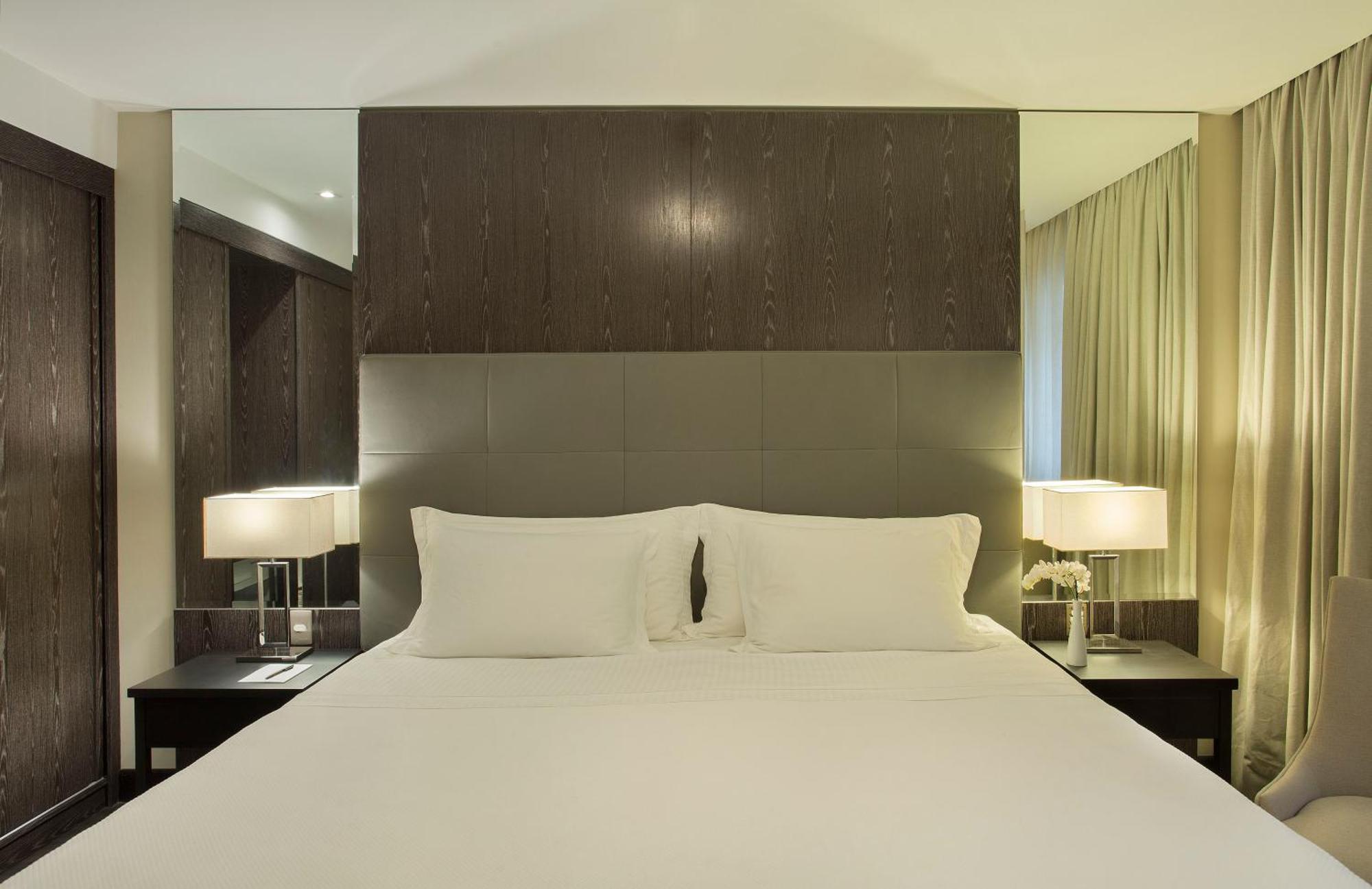 Standard com Cama Casal,537530424:JPEG